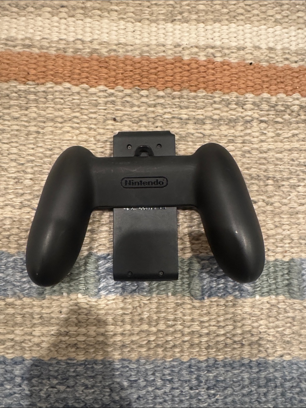 Nintendo Switch controller Accessory - Black - Picture 2 of 6